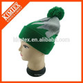 Großhandel billig benutzerdefinierte Design Acryl Beanie mit Top Ball